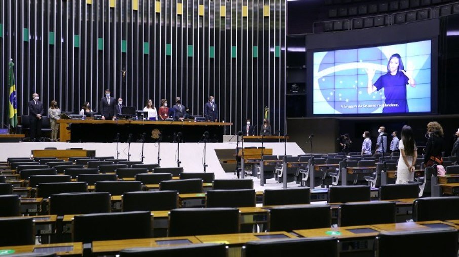 Plenário da Câmara dos Deputados deverá votar a PEC dos Precatórios nesta quarta, 3 de novembro