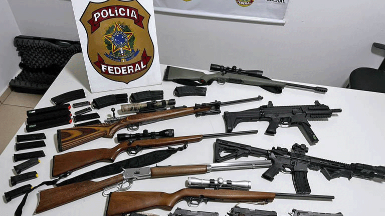 Armas apreendidas pela PF durante operação de combate aos atos antidemocráticos em Santa Catarina. | Divulgação/PF