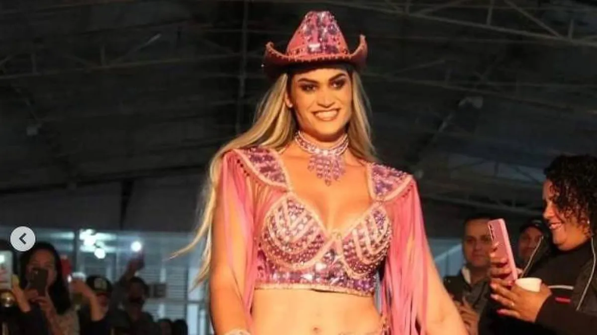 camera Alessandra Joia é uma mulher trans e venceu concurso de rainha do rodeio no interior de SP | Reprodução