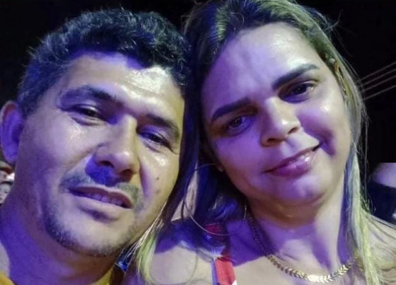 Cícero Luiz Carvalho matou a esposa, Wylma Lopes Soares, 42 anos, com um tiro na cabeça, em Bom Jardim de Goiás.