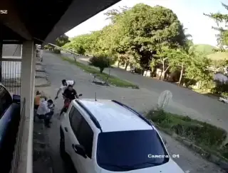 VÍDEO: câmera grava o momento em que vereador é assassinado com vários tiros; assista