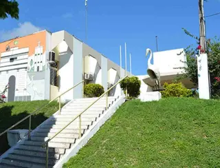 Prefeitura de Ladário é suspeita de contratar ilegalmente advogada por até R$ 12 milhões