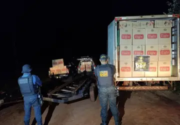 Ação conjunta terminou com contrabando apreendido e veículos recuperados - Crédito: Divulgação 