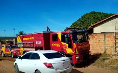 Celular explode e causa incêndio; mãe e filho de 2 anos morrem queimados