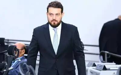 Vereador Claudinho Serra preso há 23 dias trocará cela por tornozeleira 